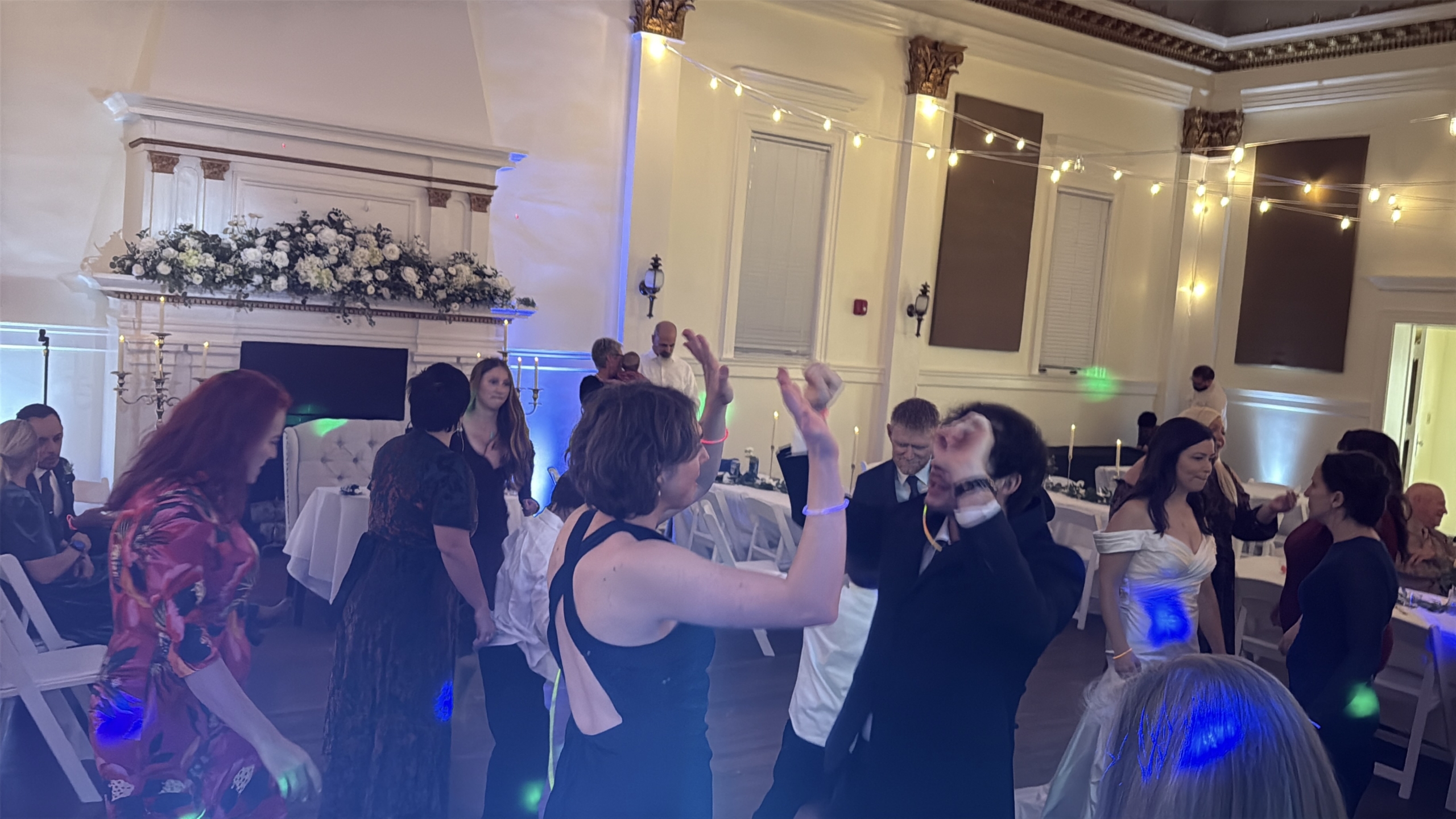 Newlin-Rinaldi - Group Dancing